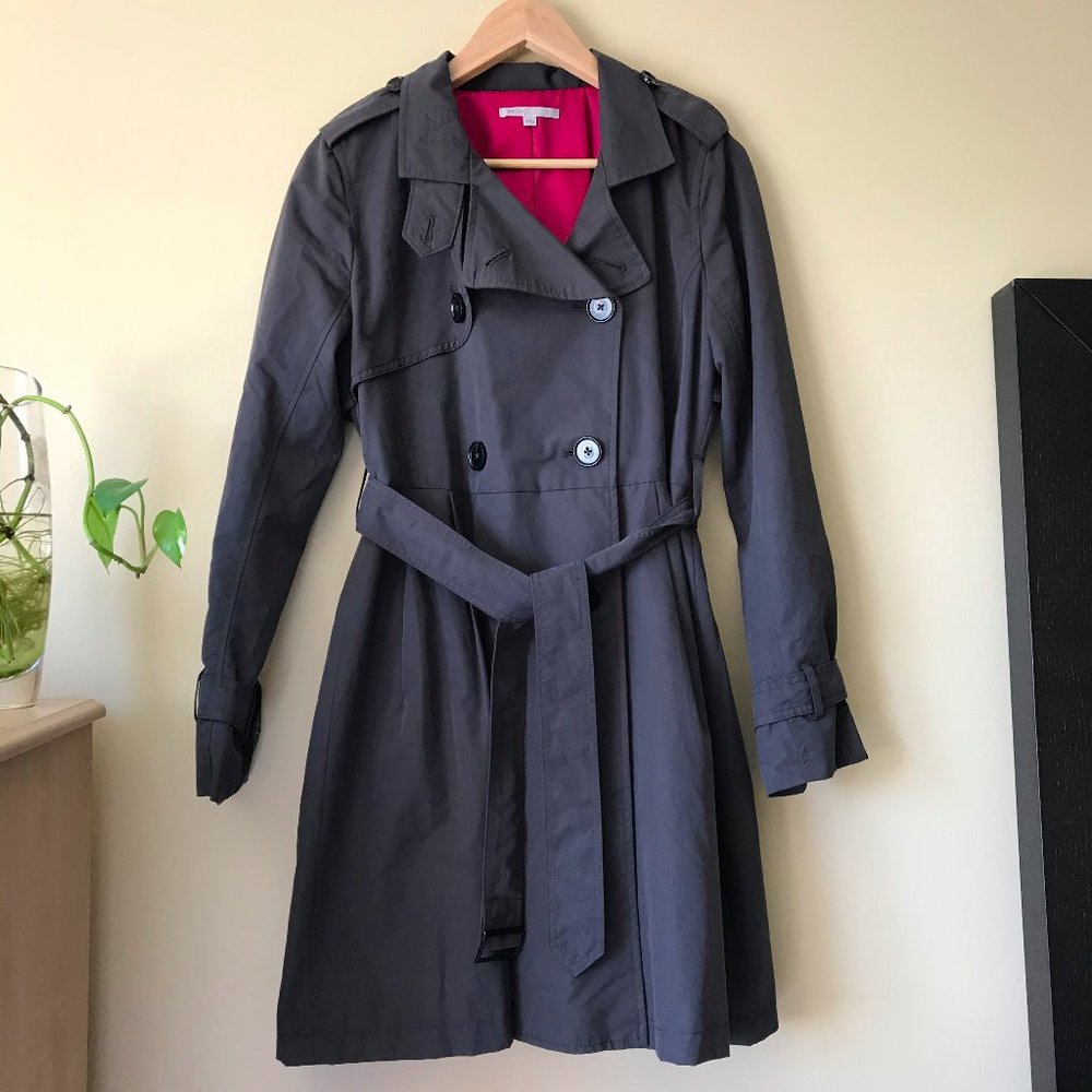 NWOT Gap trench coat